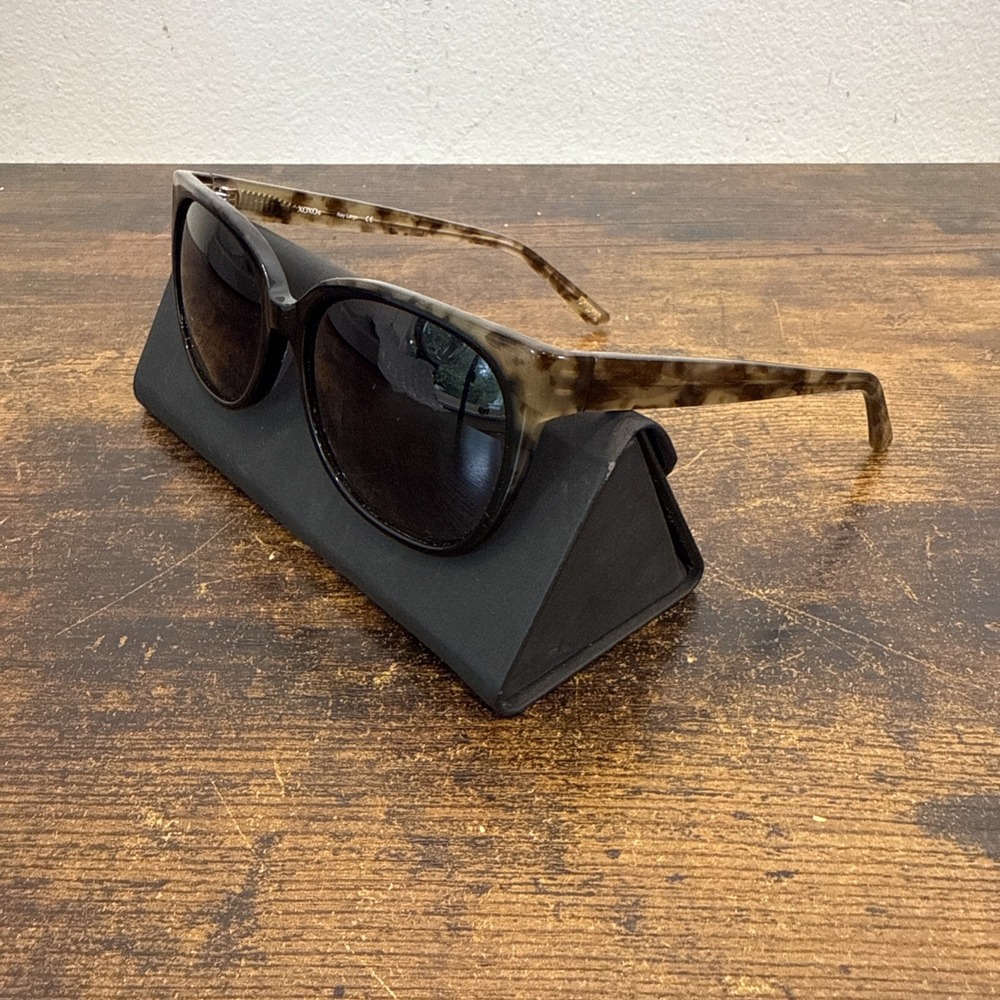 XOXO Key Largo Sunglasses Tortoise TOR 57-16-135 Brown Black Women EUC